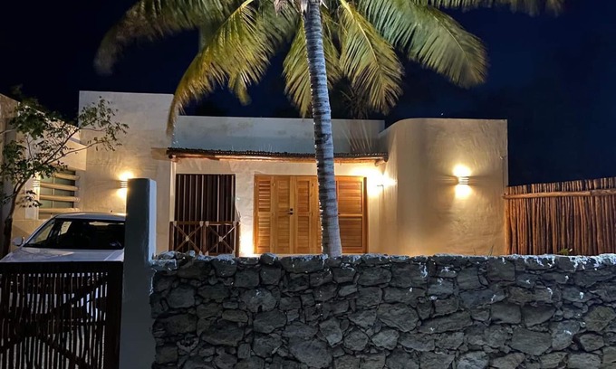 Chelem House | House with private pool 100 meters from the Yucatan beach!