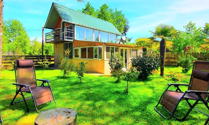 Ureki House | House & Yard Sesil Forest 90m to beach Kaprovani