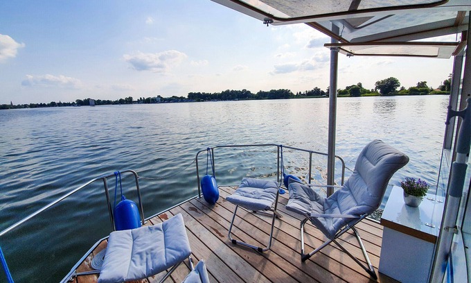 Schmoeckwitz Boat Rental | Houseboat FIONA for 4 people in Berlin-Schmöckwitz