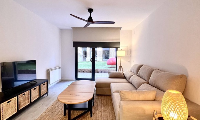 Old Town Apartment | Housing León-Palacio de Don Ramiro Luxe Apartment