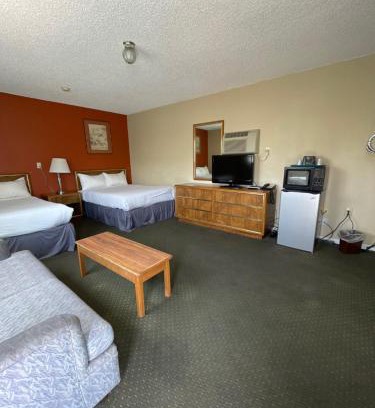Ridgecrest Hotel | Howard Johnson by Wyndham Ridgecrest, CA