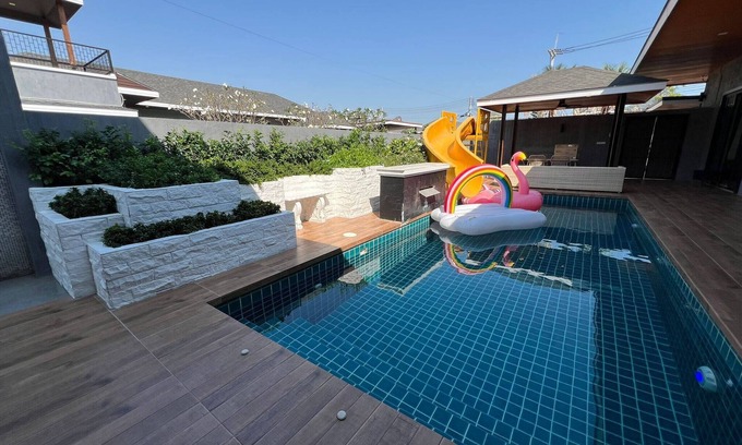Kao Yai Villa | Hua Hin Pool Villa and Pool Table With 3 Bedrooms, 3 Bathrooms Near Cha-am Beach