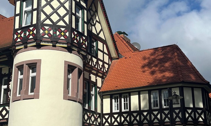 Bad Liebenstein Apartment | Huge loft in the beautiful historic post office, infrared sauna.