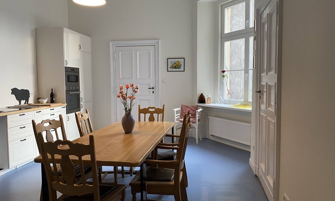 Krzyki Apartment | Huge old building, 2 bathrooms, 3 toilets, 16 m² covered terrace