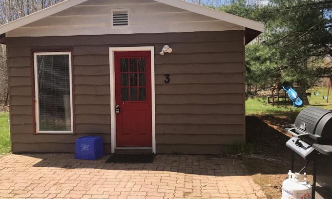 Madawaska Valley Bed & Breakfast | Hush Lodge and Cottages