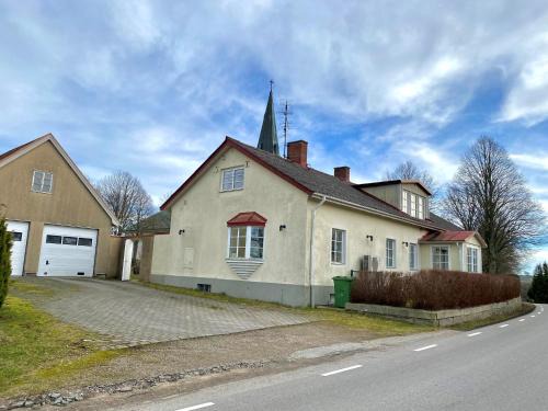 Tomelilla House | Husrum på Österlen