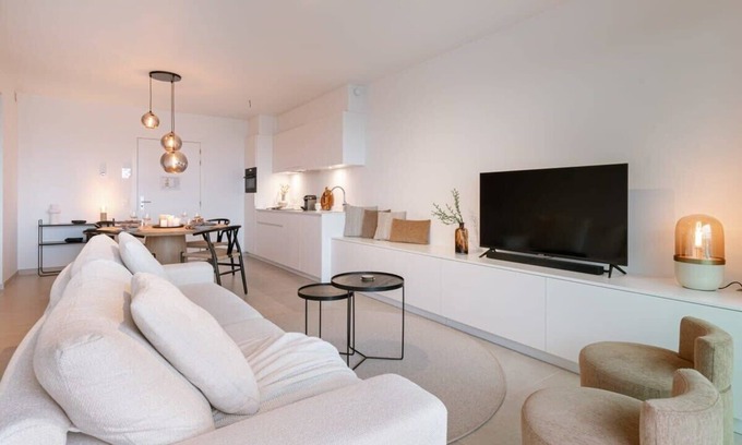 Ostend City Centre Apartment | Huswell - Stylish apartment with harbour view