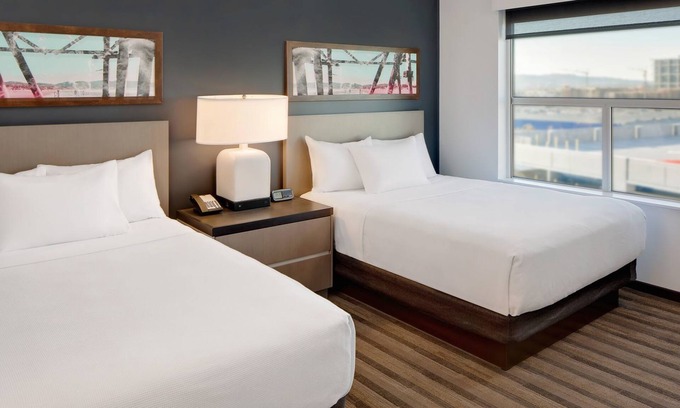 Mount Laurel Hotel | HYATT house Mt. Laurel