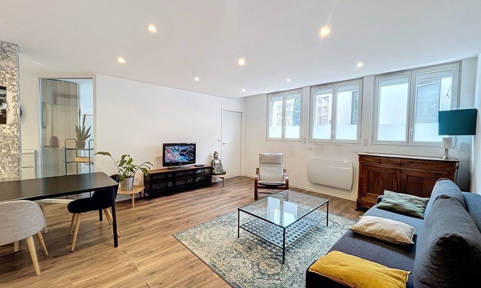 Quartier Hyper-Centre Apartment | Hypercentre, Agréable T2 Style Loft , Fibre