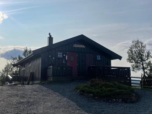 Ringsaker House | Hytte med Anneks og fantastisk utsikt på Ljøsheim