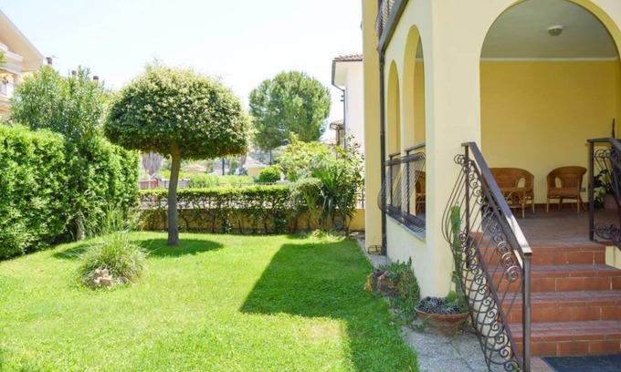 Foggetta Apartment | I Giardini di Filippi - Detached house with private garden and outdoor patio