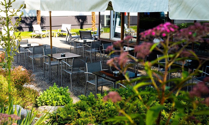 Thielle-Wavre Hotel | Ibis 3 Lacs Neuchatel Hotel