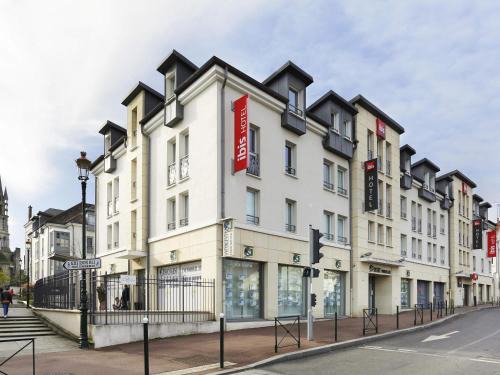 Etampes Hotel | ibis Etampes