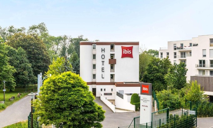 Meudon-la-Foret Hotel | ibis Paris Meudon Velizy