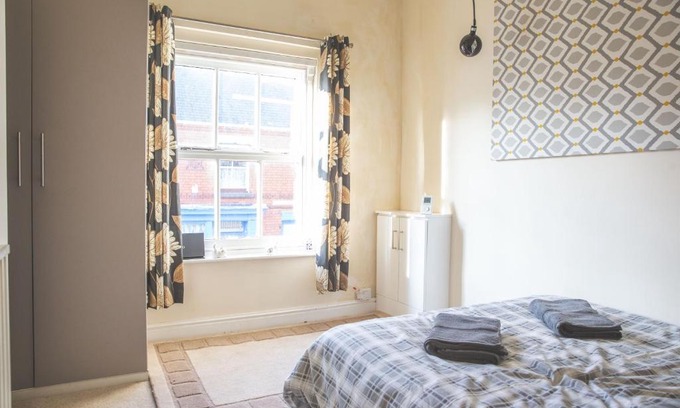 Ibstock Apartment | Ibstock Self Catered Apartment