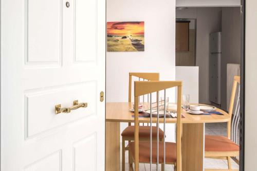 Athens Hotel | Ideal Apartment Close to the City Center