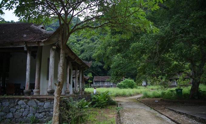 Cat Hai House | Ideal for small group to visit the landscape or practice meditation and yoga.