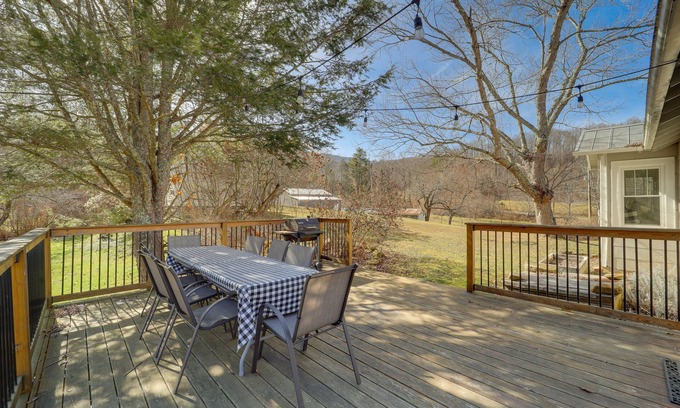 Roan Mountain House | Idyllic Blue Ridge Mountain Home on 26-Acre Farm