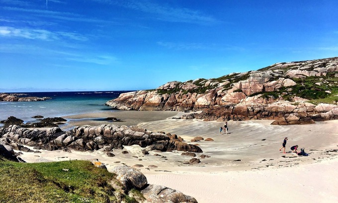 Burtonport House | Idyllic getaway on a wild Irish island