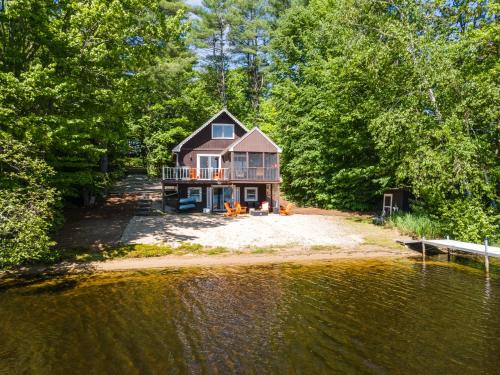 Locke Lake Colony House | Idyllic Lakeside Getaway home