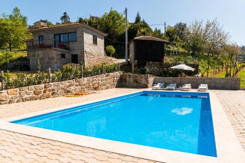 Castelo de Paiva Villa | Idyllic Villa in Fornos + Pool!