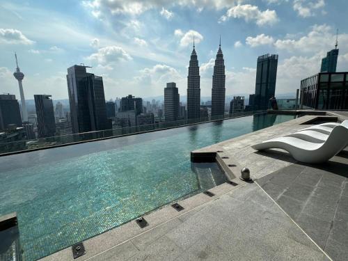Golden Triangle Apartment | Ikon Service Apartment at IMPERIAL