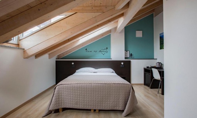 Albese con Cassano Bed & Breakfast | Il B&B di PIAZZA MOTTA