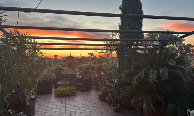 Historic Center Apartment | Il Giardino sui Tetti