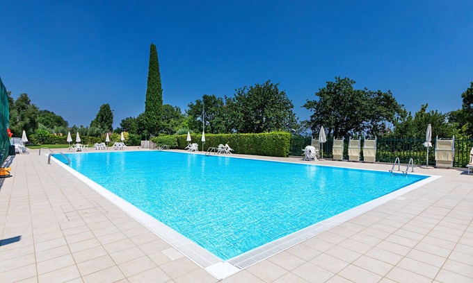 Padenghe sul Garda Ski Chalet | Il Melagrano A11 by Wonderful Italy