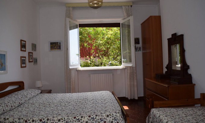 Rezza Villa | Il Paguro - Calypso - Apartment with independent access and garden