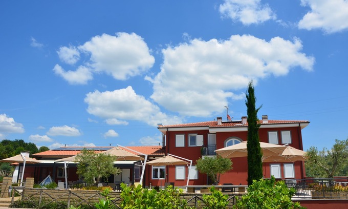 Farnese Hotel | Il Podere di Marfisa