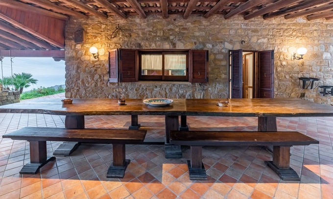 Reitano Villa | Il Vecchio Palmento by Typney
