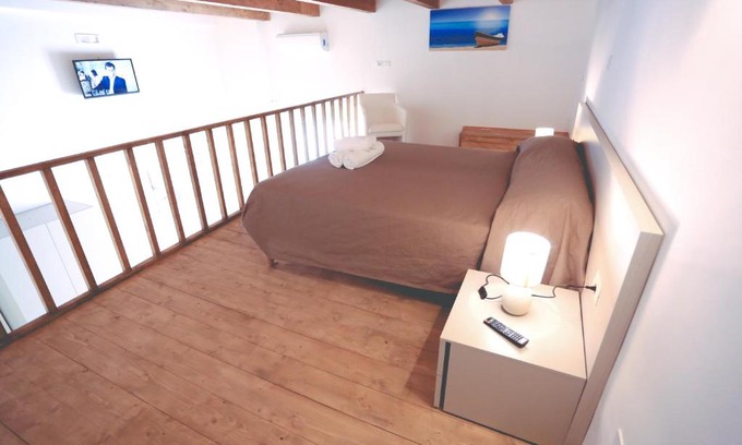 Gaeta Bed & Breakfast | IL VIAGGIATORE VIA INDIPENDENZA B&B