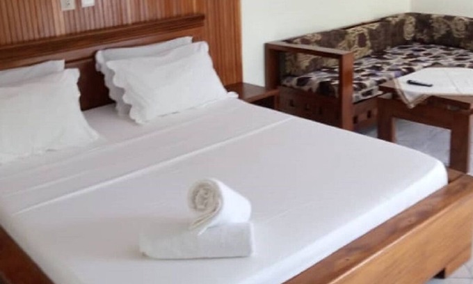 Kribi House | Ile de St Quay Single Room - Classic Double Room, 1 double bed, ground floor