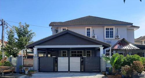 Sungai Petani House | Iman Homestay
