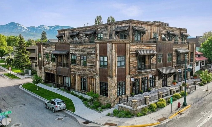 Whitefish Condo | Immaculate loft condo steps to shops, restaurants, Whitefish River and Whitefish Lake