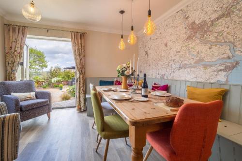 Stoke by Nayland House | Immaculate luxury retreat in pretty village with great pubs - Box Valley Cottage