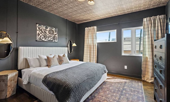 Hope Gardens Apartment | Immaculate Meets Comfort! 3 BR Spacious Home!
