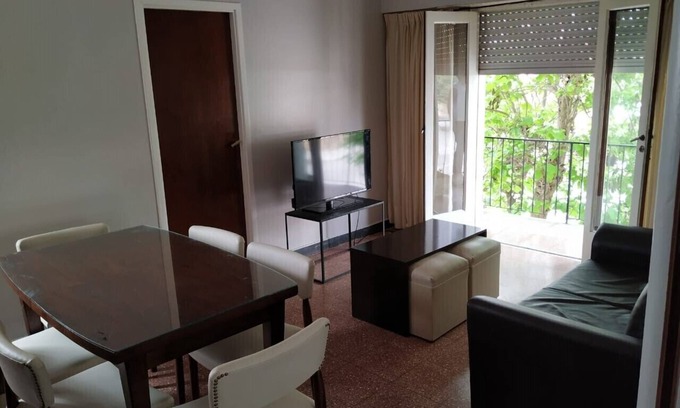 La Perla House | Impeccable PH rental with 4 main rooms in La Perla area