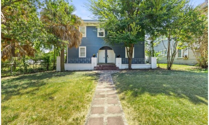 Tobin Hill Apartment | Impressive Cozy Historic 2BR Apt Near Downtown