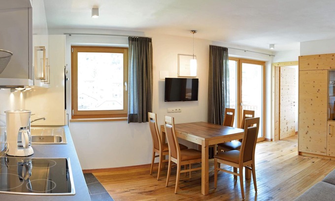 Ortisei House | In the center of Ortisei with direct access to the cable car of the Alpe di Siusi