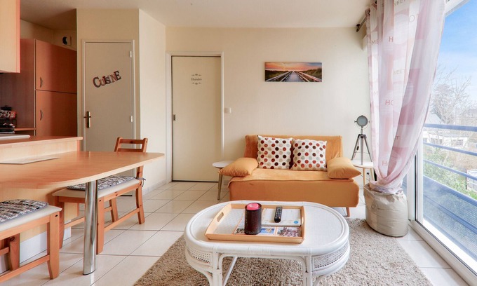 Auray Apartment | In the heart of Auray, charming flat for 2
