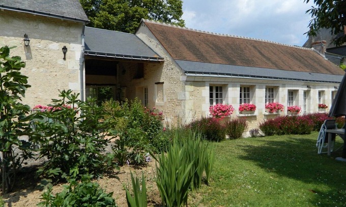 Lussault-sur-Loire Cottage | In the Loire Valley exceptional gîte le Chardonnay