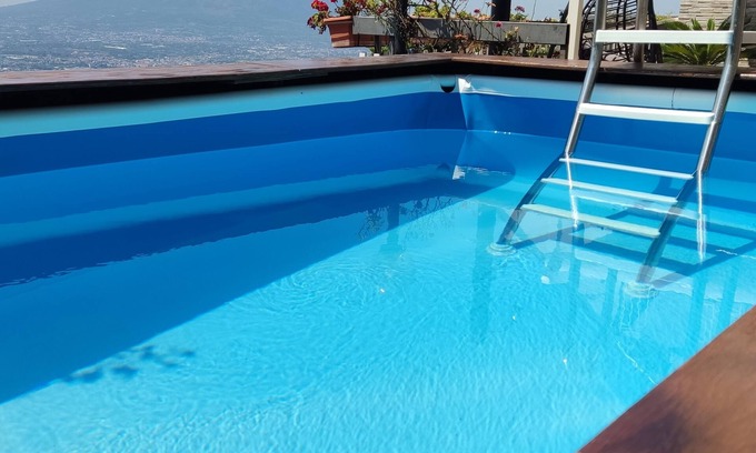 Lettere Apartment | Incanto Casa Vacanza 75 Mt enchanting view of the Gulf of Naples