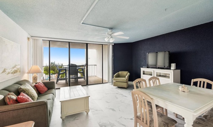 North Ocean City Condo | Includes Xplorie Activities & Linens. PYRAMID-1BR OF condo w/outdoor pool.