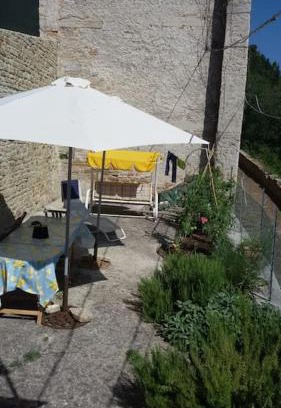 Serra San Quirico House | Incontro là dove si perde il giorno