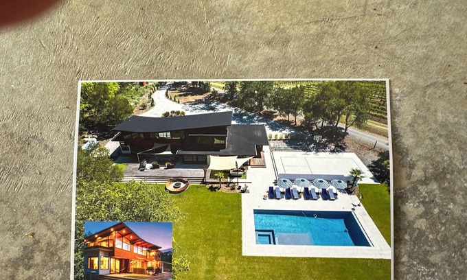 Geyserville House | Incredible New Estate- a magical escape for your luxe getaway.