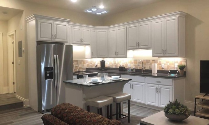 North Park Apartment | Incredible Views in Downtown Provo