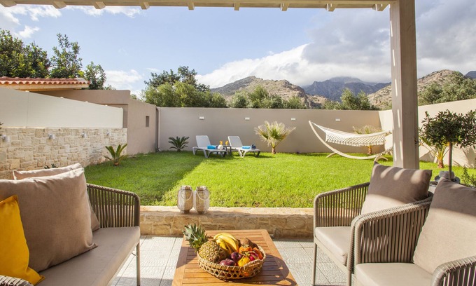Koutsouras Villa | Independent family friently house