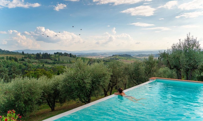 San Filippo House | INFINITY POOL in CHIANTI 50% discount Winter 2024!